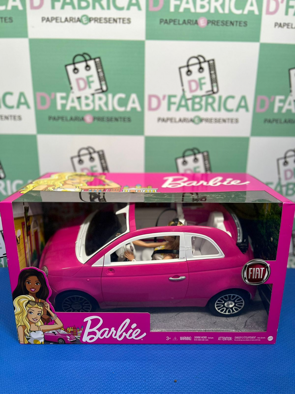 Boneca Barbie Com Carro Fiat 500