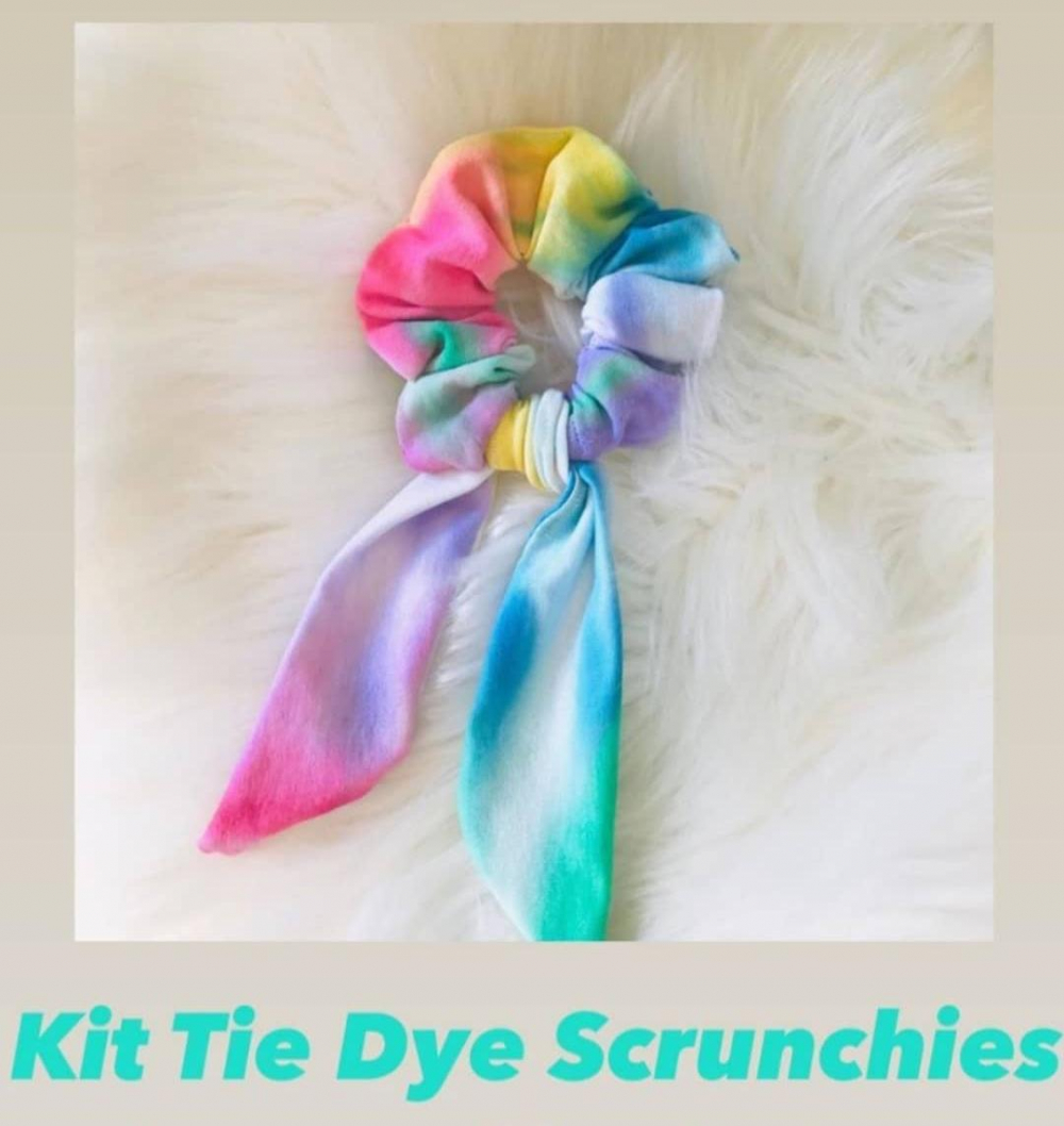 Kit Tie Dye Scrunchies